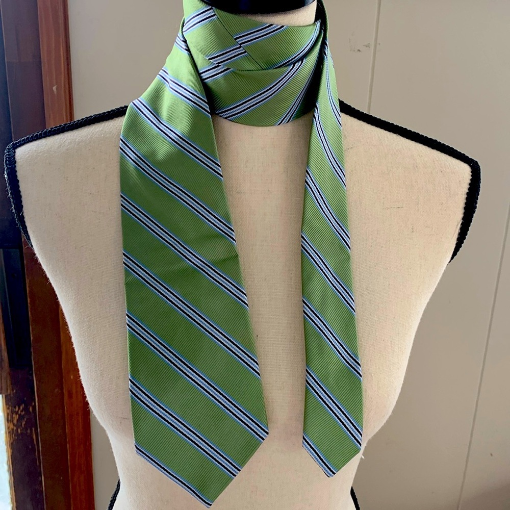 Jos. A. Banks Executive Collection 100% Silk Tie Hand Made long 59" EUC - Picture 2 of 8